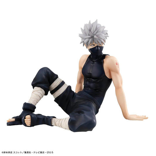 Kakashi Hatake Tenohira figure Naruto Shippuden GEM series seated pose reissue
