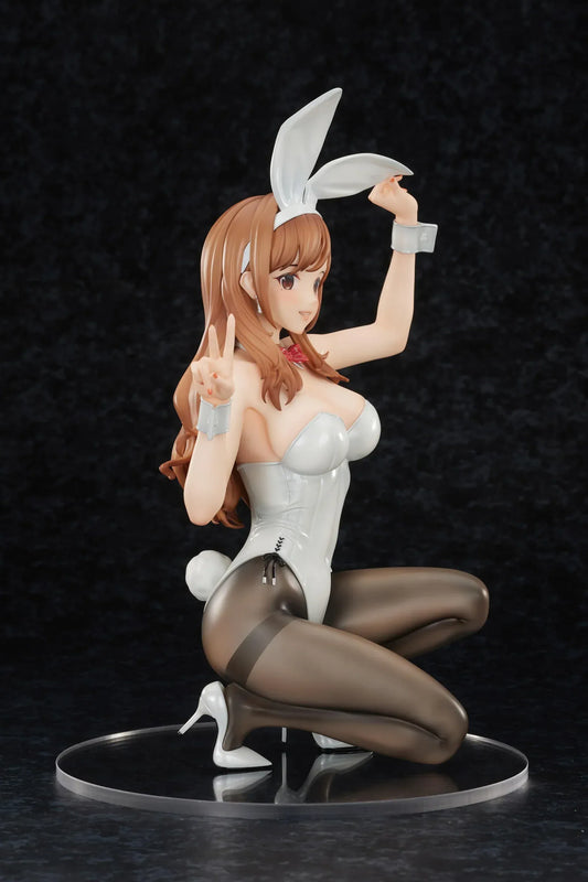 Umeka Akaori illustration 1/4 scale figure bunny outfit white bodysuit bunny ears kneeling pose black tights collectible