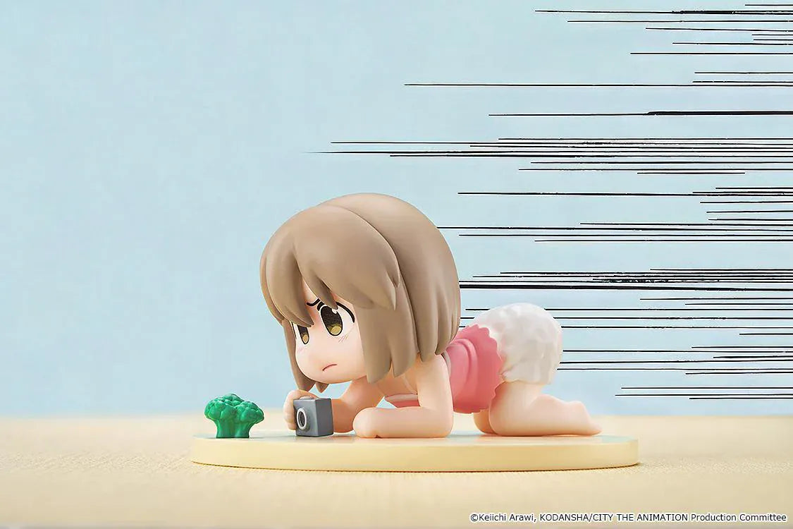 CITY THE ANIMATION Mini Memory Niikura Figure with camera accessory, broccoli detail, chibi pose, and display base