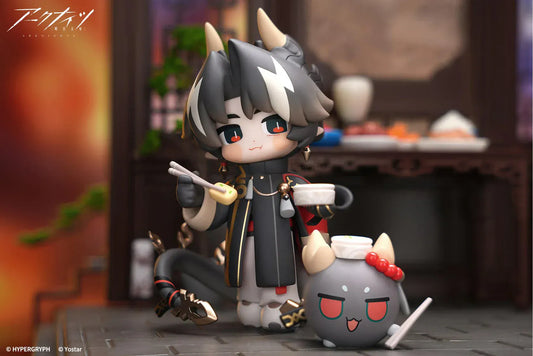 Arknights Cuties Series Chongyue chibi figure with themed dining accessories and decorative display base
