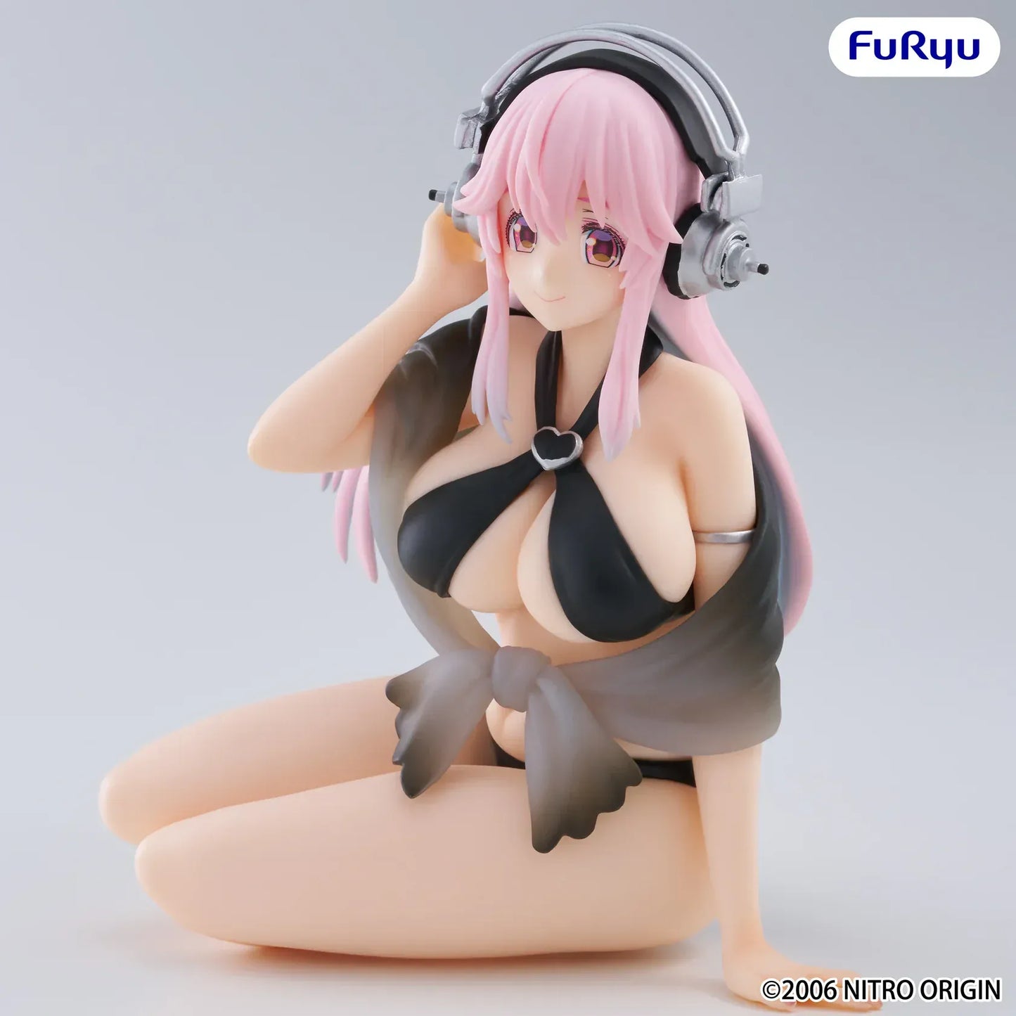 Super Sonico Swimsuit Black Color Ver Noodle Stopper figure with pink hair and headphones in seated pose