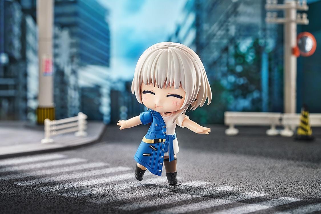 BanG Dream! It’s MyGO!!!!! Nendoroid No.2855 Rana Kaname chibi figure holding guitar with heterochromia eyes and blue outfit