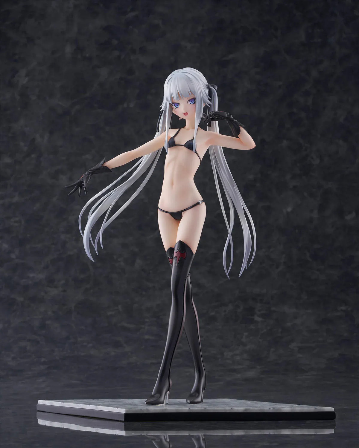 Kirie Kagarino 1/6 scale figure from Bishoujo Mangekyou featuring flowing red cape, black outfit, and silver hair on display base