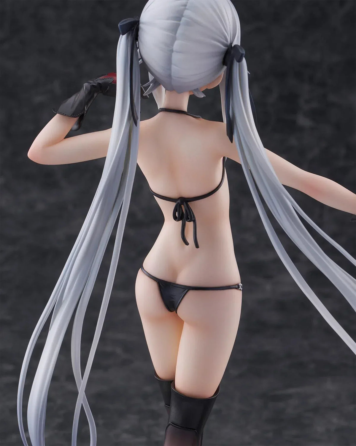 Kirie Kagarino 1/6 scale figure from Bishoujo Mangekyou featuring flowing red cape, black outfit, and silver hair on display base
