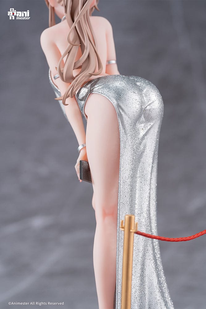 “Original Character Erin (Dress Ver.) 1/6 scale figure—blonde woman in shimmering silver gown with high slit, clutch and heels, posed on red-carpet base with stanchions.”