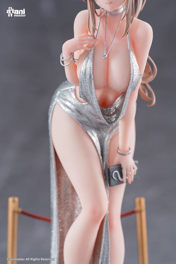 “Original Character Erin (Dress Ver.) 1/6 scale figure—blonde woman in shimmering silver gown with high slit, clutch and heels, posed on red-carpet base with stanchions.”