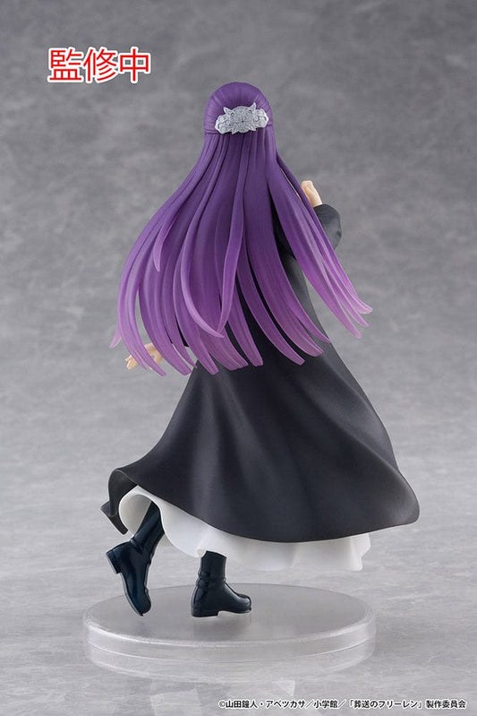 Frieren: Beyond Journey's End Coreful Figure of Fern, featuring long purple hair and black and white robes, on a transparent base.