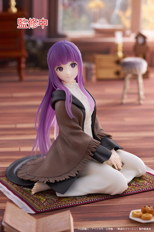 Frieren: Beyond Journey's End Desktop Cute Figure of Fern, featuring a seated pose with detailed robes and serene expression, perfect for display on a desk or as part of a collection.