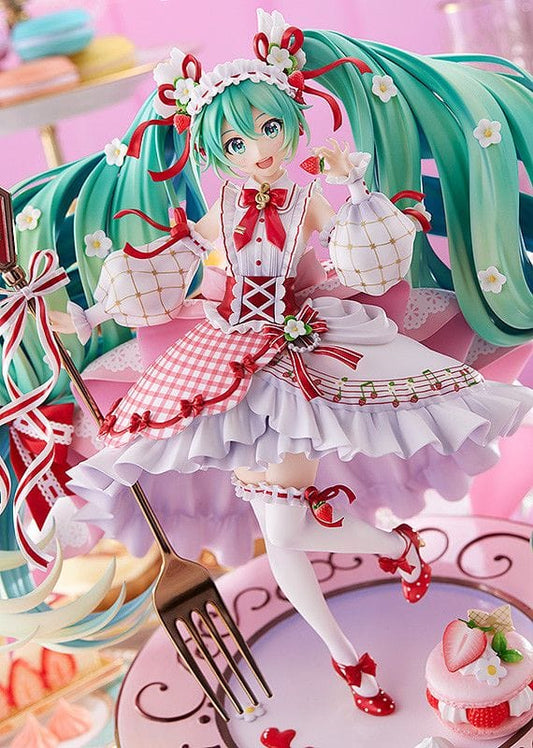 Vocaloid Hatsune Miku Strawberry Motif (15th Anniversary Ver.) 1/7 Scale Figure (Re-run)