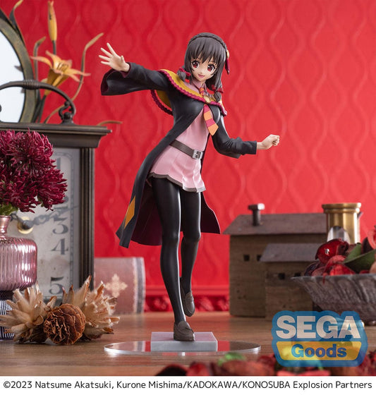 KonoSuba Luminasta Yunyun Figure posed in adventurer outfit with flowing cape by SEGA Goods.