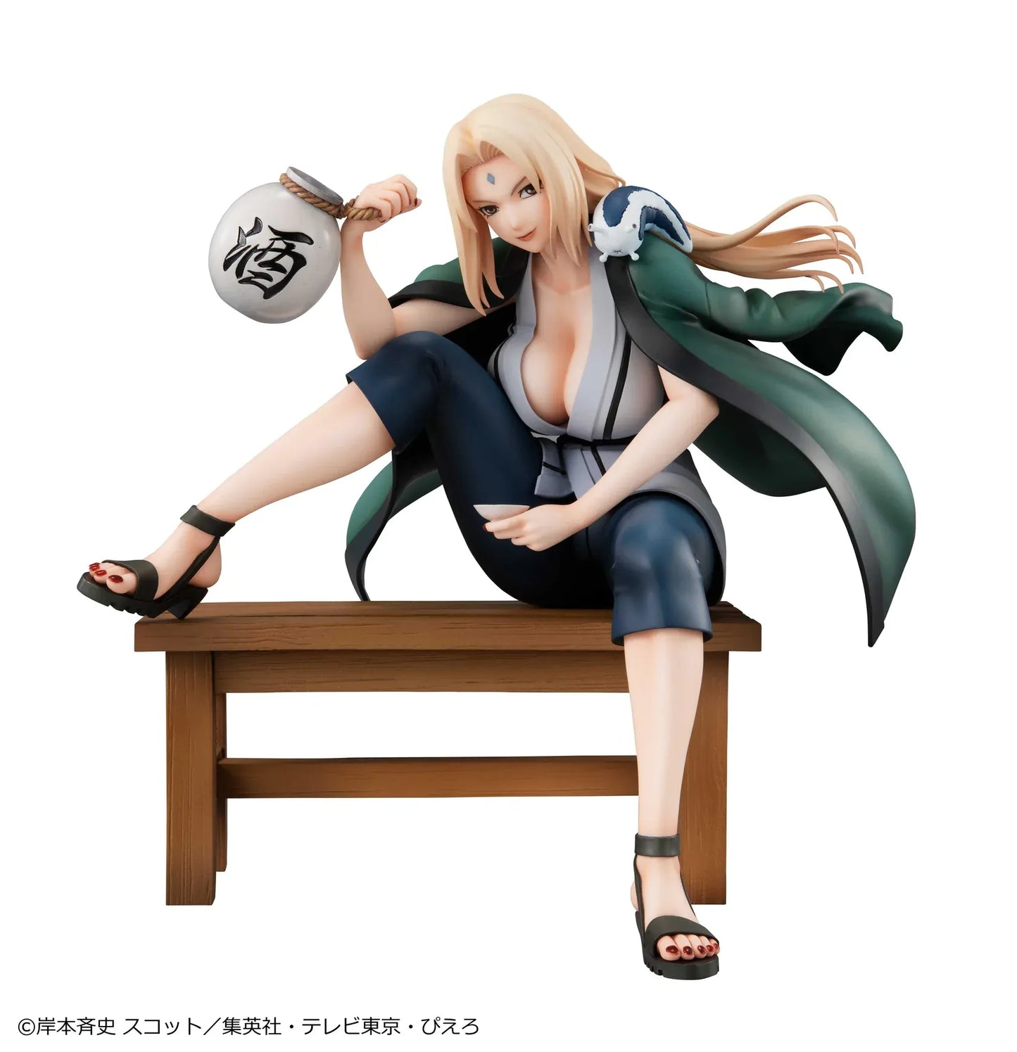 Naruto Shippuden Naruto Gals Tsunade Ver.2 2nd Rerelease figure seated on a bench with green haori, sake bottle, and Katsuyu detail
