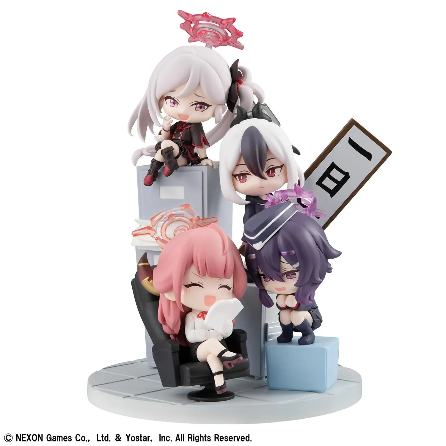 Blue Archive FigUnity Figure featuring multiple chibi-style Blue Archive characters in an office-themed diorama display with furniture, signboard, and colorful effect parts.
