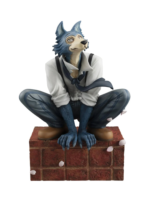 Legoshi Beastars figure rerun seated on brick base with detailed fur and casual outfit