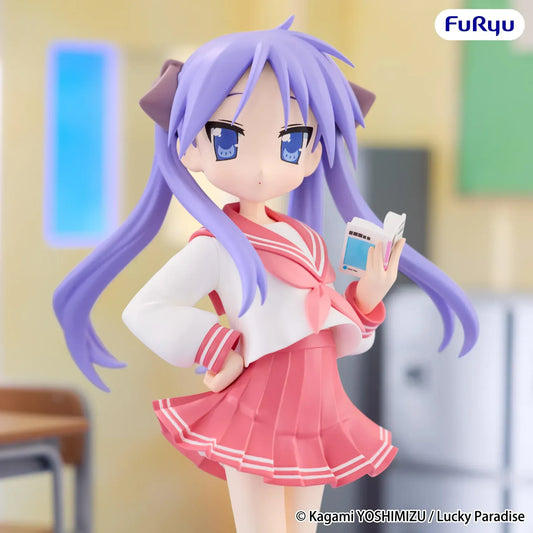 Lucky Star Trio-Try-iT Kagami Hiiragi figure by FuRyu in school uniform holding phone