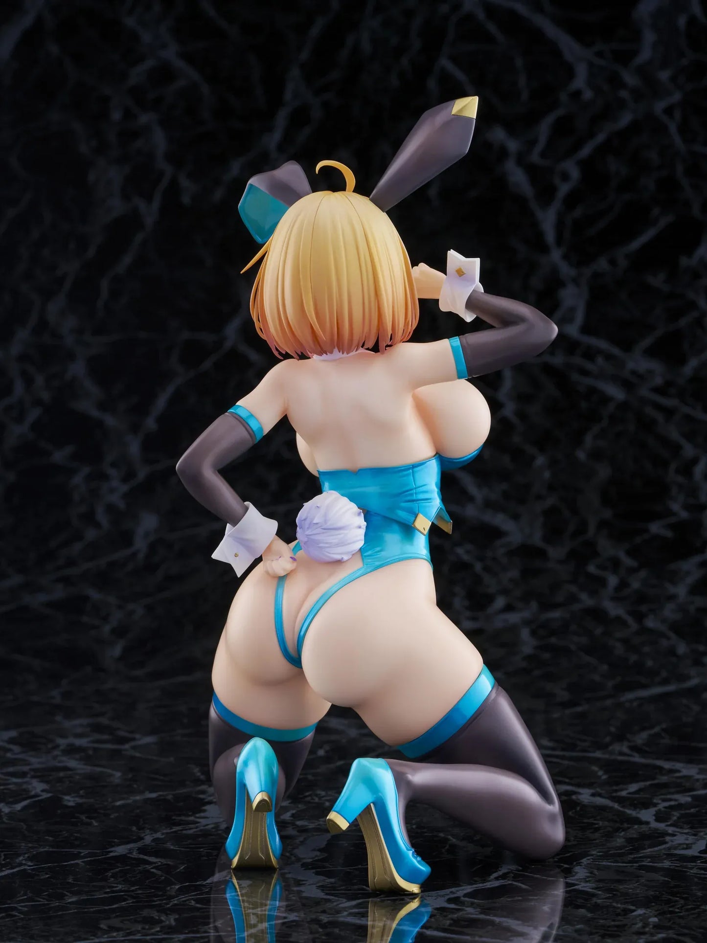 Illustration Sakura Sophia F. Shirring Blue Bunny Ver. 1/6 Scale Figure featuring Sakura Sophia in a blue bunny outfit with blonde hair, bunny ears, card details, and casino-inspired display background.
