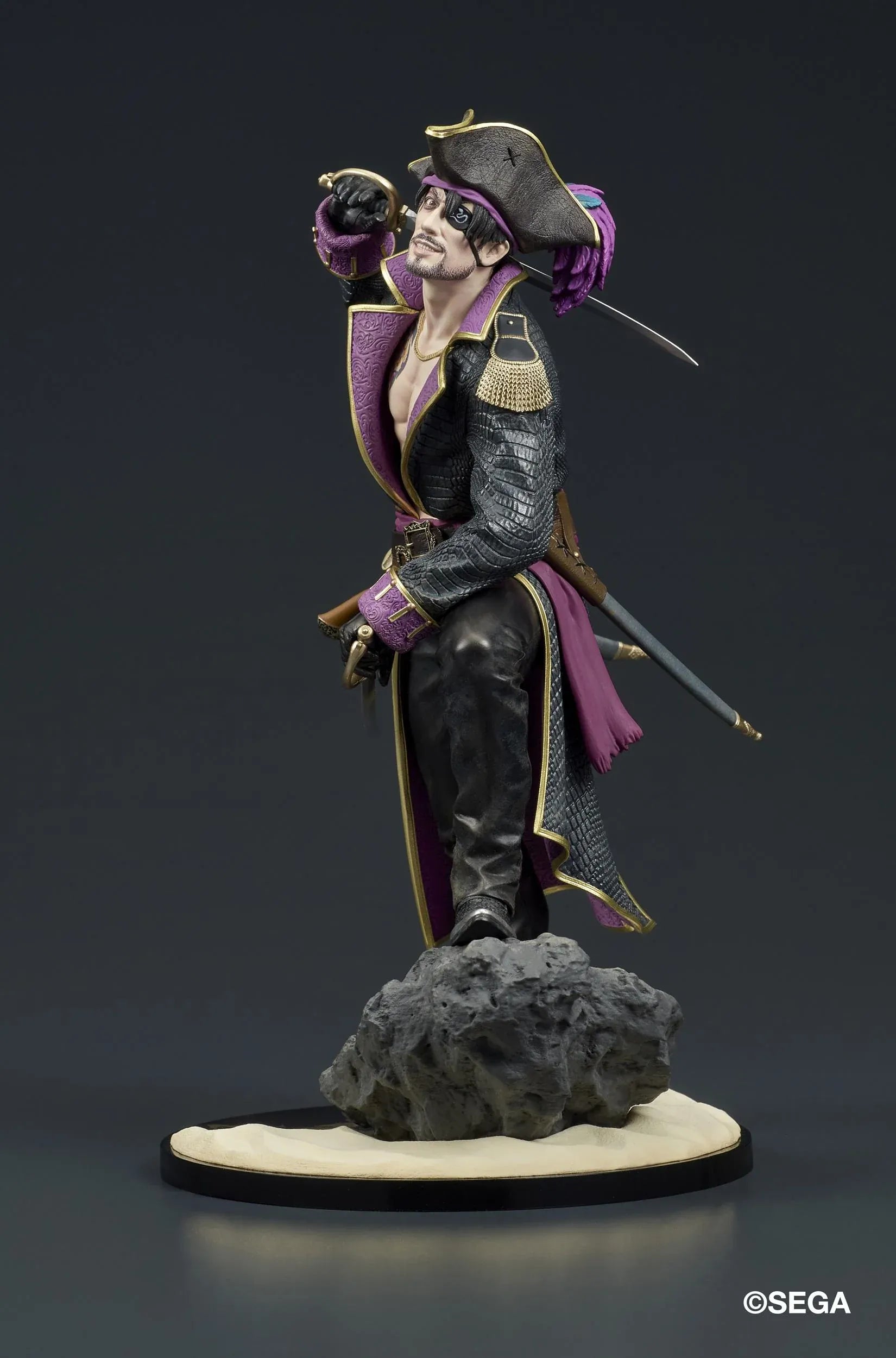 Like a Dragon Pirate Yakuza in Hawaii DIGSTA Captain Goro Majima figure wearing a detailed pirate captain outfit with cutlass