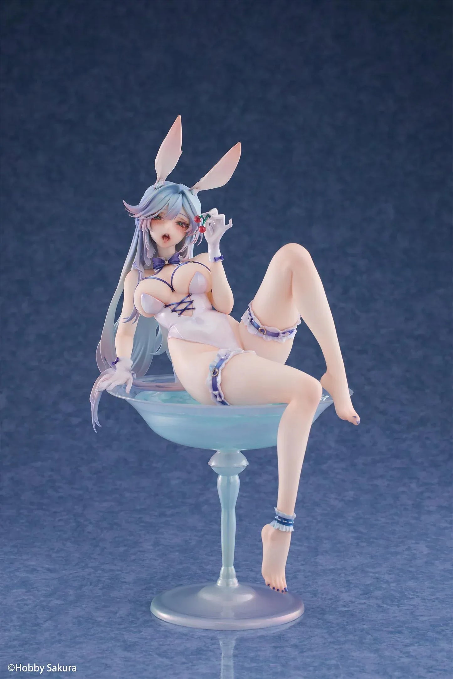 Cocktail Glass Bunny Deluxe Edition 1/6 scale figure by Hobby Sakura featuring bunny girl reclining in translucent cocktail glass with bonus wall scroll