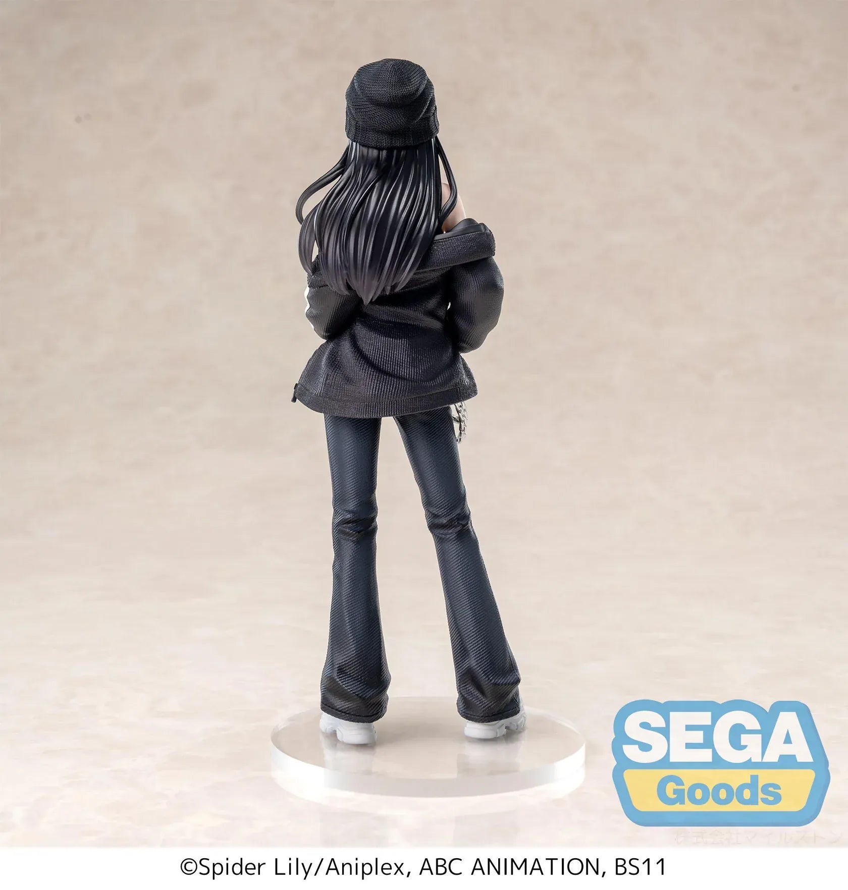 Lycoris Recoil High Premium Figure Takina Inoue Street Snap Figure wearing black streetwear with white sneakers