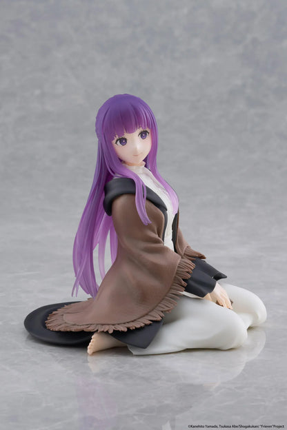 Frieren Beyond Journey's End Desktop Cute Fern Figure with purple hair wearing a shawl and white dress in a seated pose