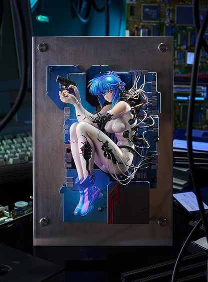 Ghost in the Shell Motoko Kusanagi Manga Edition 1/7 Scale Figure featuring the Major in cybernetic form with mechanical background display