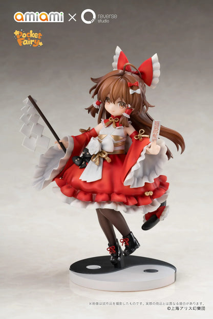 Touhou Project Pocket Reimu Hakurei figure holding a purification rod and ofuda talisman on a black-and-white yin-yang base.