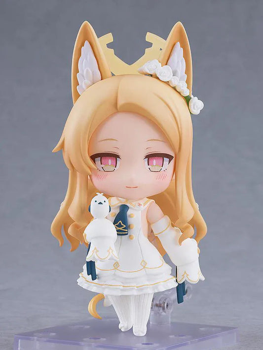 Blue Archive Nendoroid Seia Yurizono chibi figure in white academy outfit with blonde hair and floral accessories