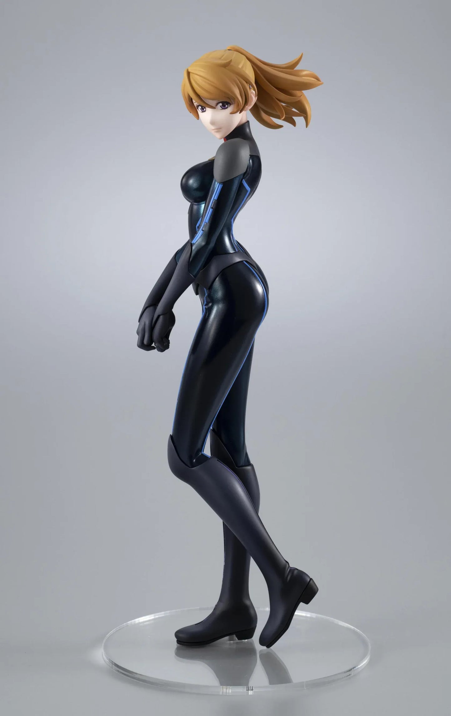 Star Blazers REBEL 3199 Yamato Girls Collection Yuki Mori Dezariam Suit Ver. Figure in black sci-fi suit with blue accents and clear display base