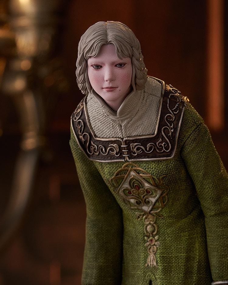 Elden Ring Pop Up Parade Rya figure wearing green robe with detailed ornamentation