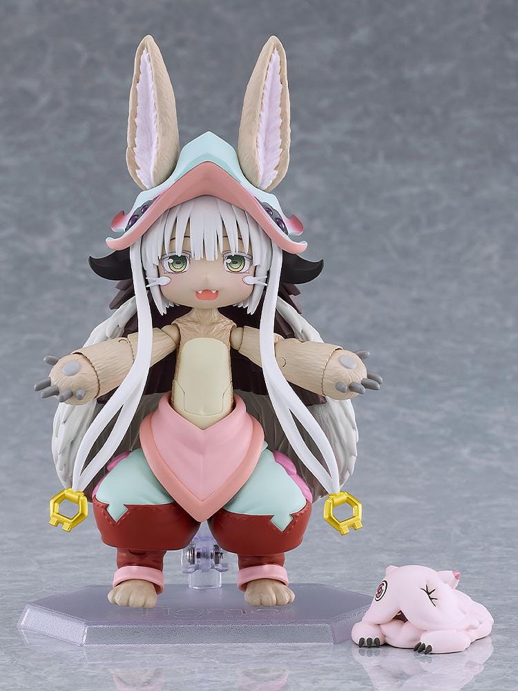 Made in Abyss The Golden City of the Scorching Sun figma Nanachi articulated figure with Meinya accessory