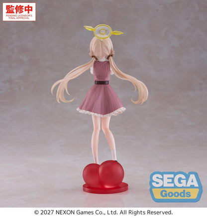 Blue Archive XStellar Hifumi Happy Valentine Figure holding a heart-shaped gift on a red heart display base