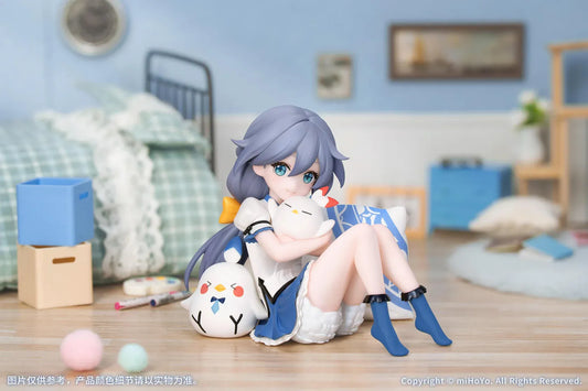 Honkai Impact 3rd Fu Hua Chibi Tea Party anime figure holding a bird plush with matching cushions