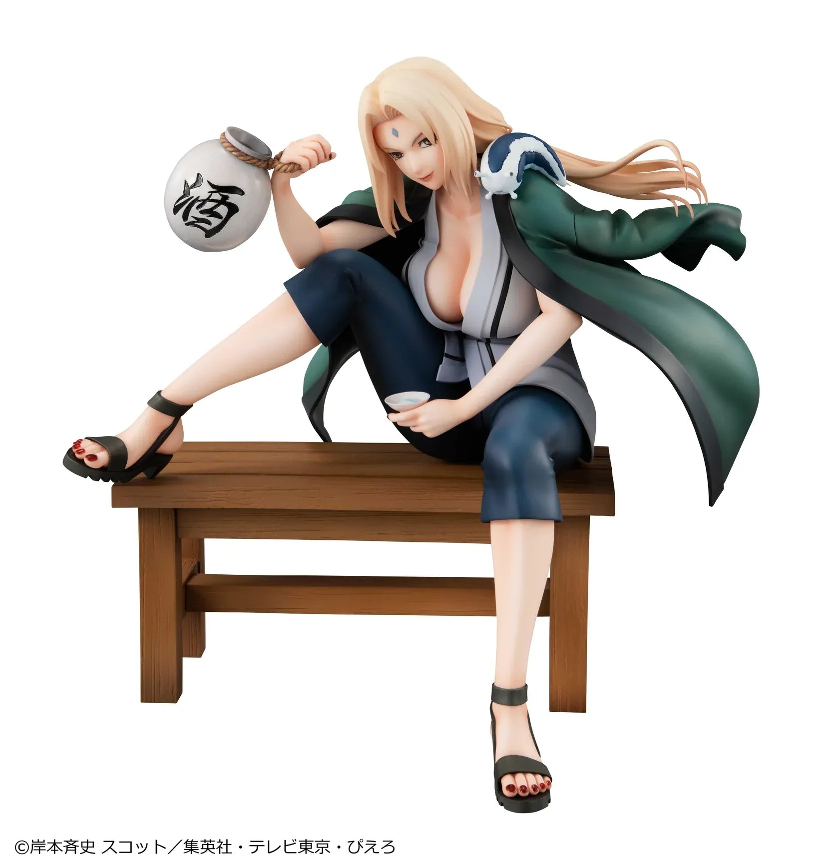 Naruto Shippuden Naruto Gals Tsunade Ver.2 2nd Rerelease figure seated on a bench with green haori, sake bottle, and Katsuyu detail