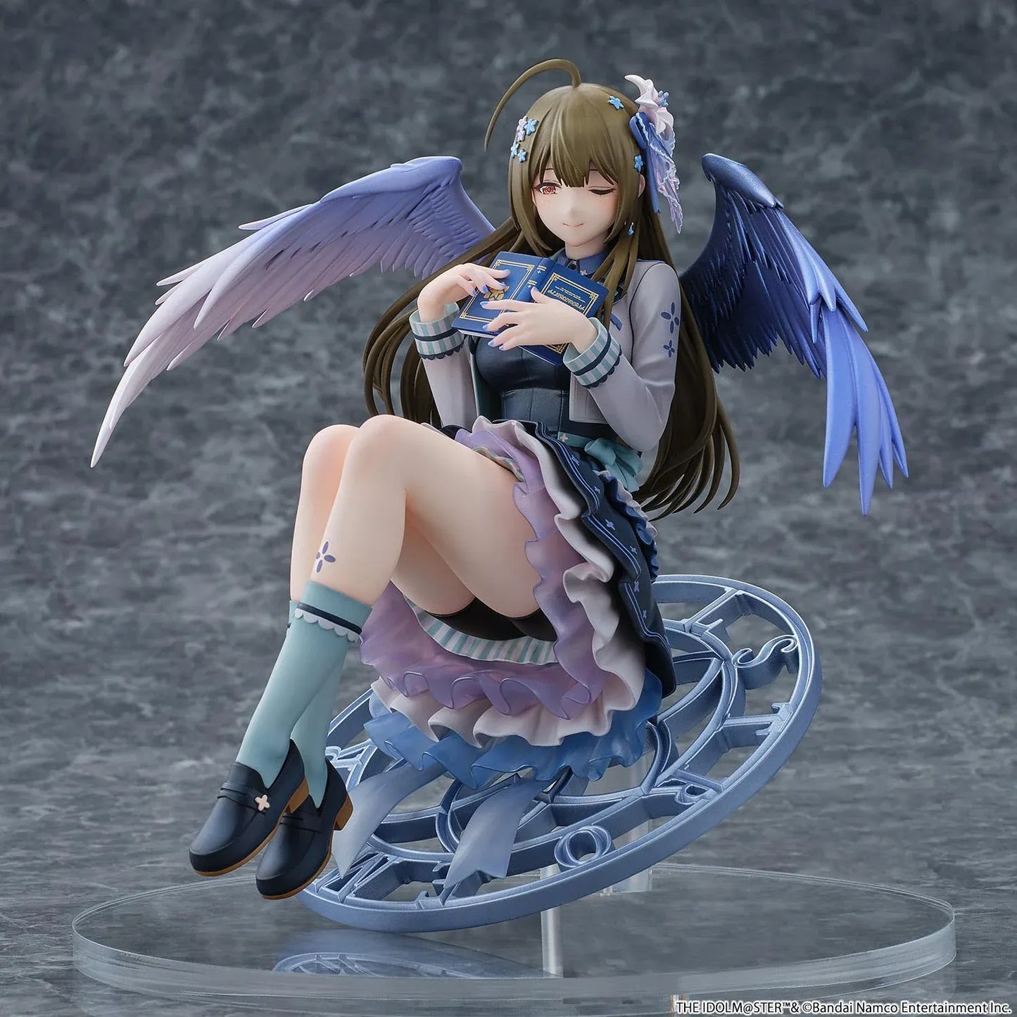 Chiyuki Kuwayama Gardienne White Pearl 1/6 scale figure with wings and elegant seated pose