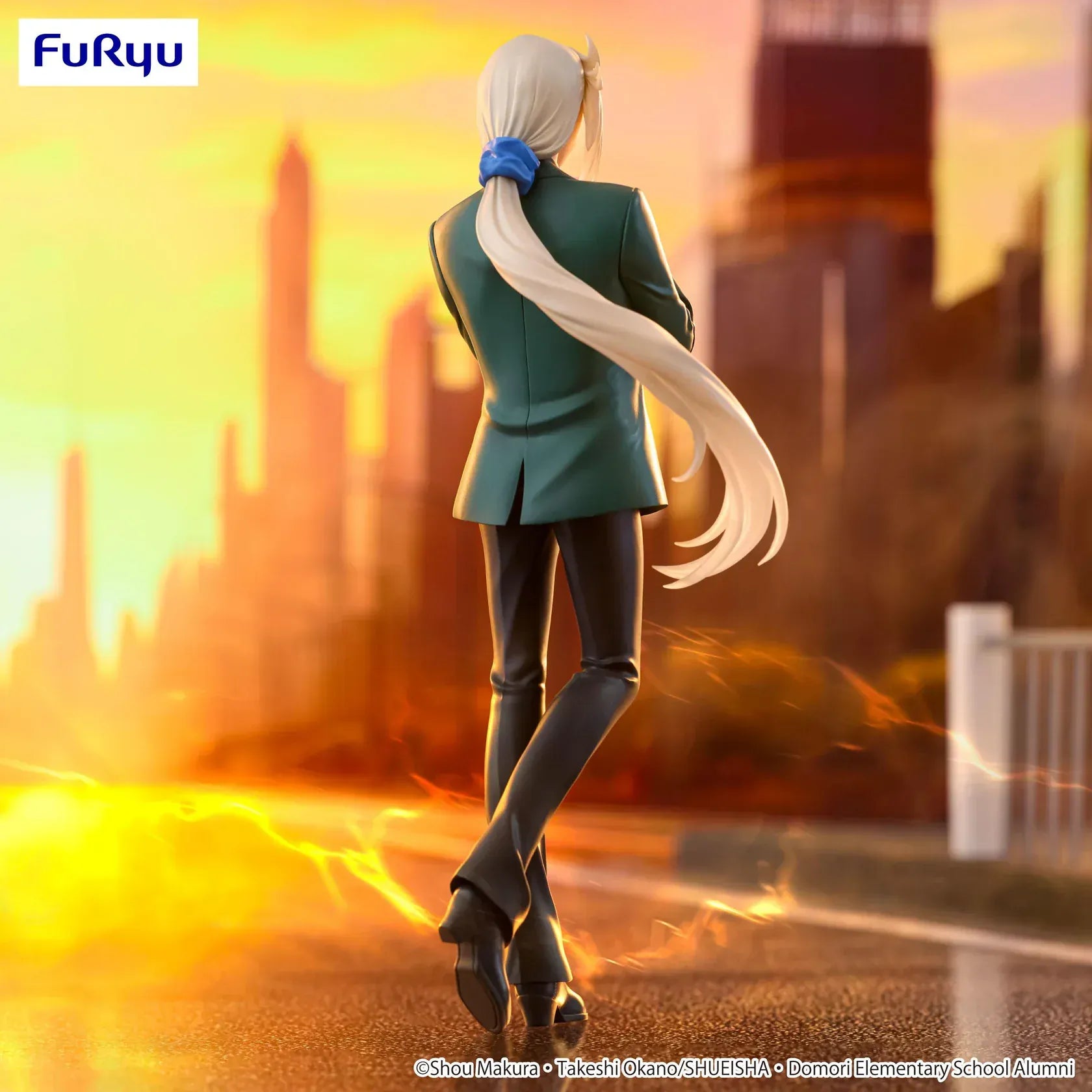 Anime figure of Kyosuke Tamamo from Hell Teacher: Jigoku Sensei Nube standing confidently in a green blazer with long blond hair against a fiery sunset city backdrop.