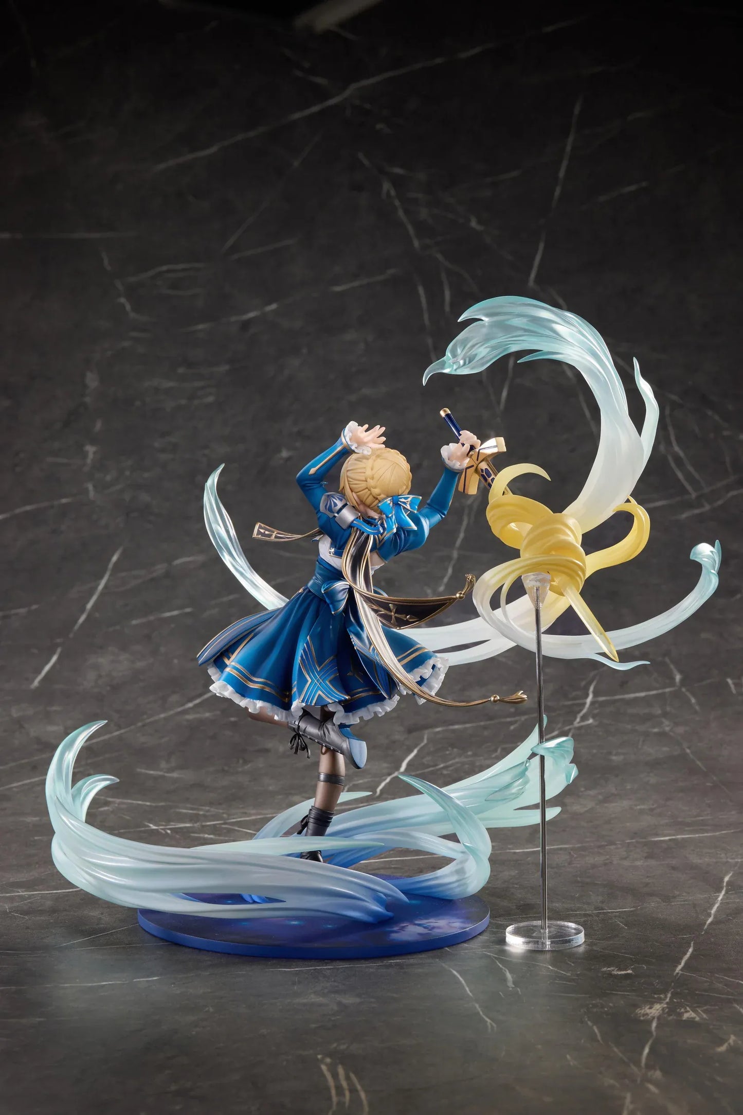 Honkai Star Rail x Fate stay night Unlimited Blade Works Saber 1/7 scale figure with blue outfit sword and translucent effect parts
