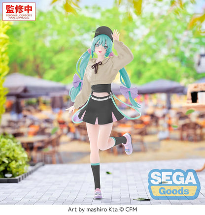 Hatsune Miku Luminasta Stroll Ver. figure wearing a cream hooded top, black skirt and cap, with lavender hair bows and pastel sneakers.