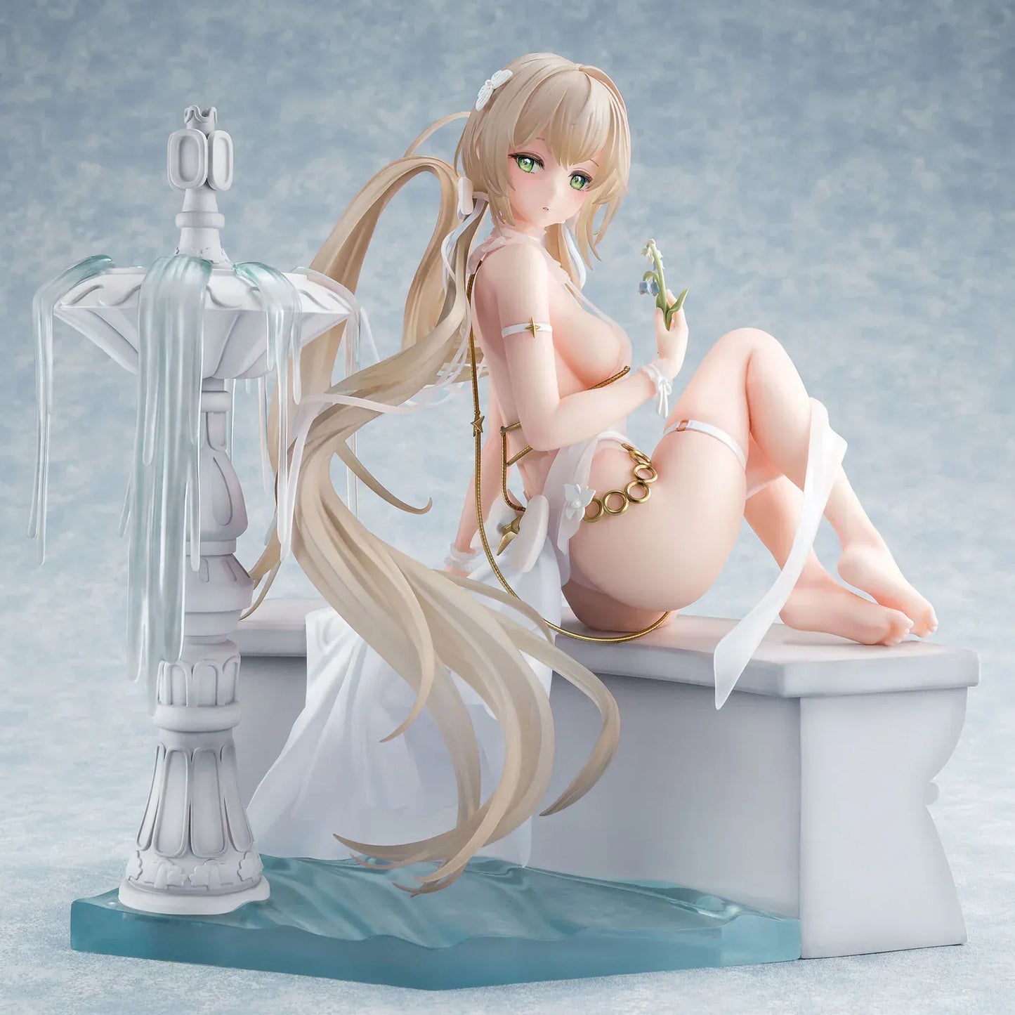 Houkiboshi Illustration Momoko 1/6 scale figure seated under crescent moon with flowing hair and gold accessories.