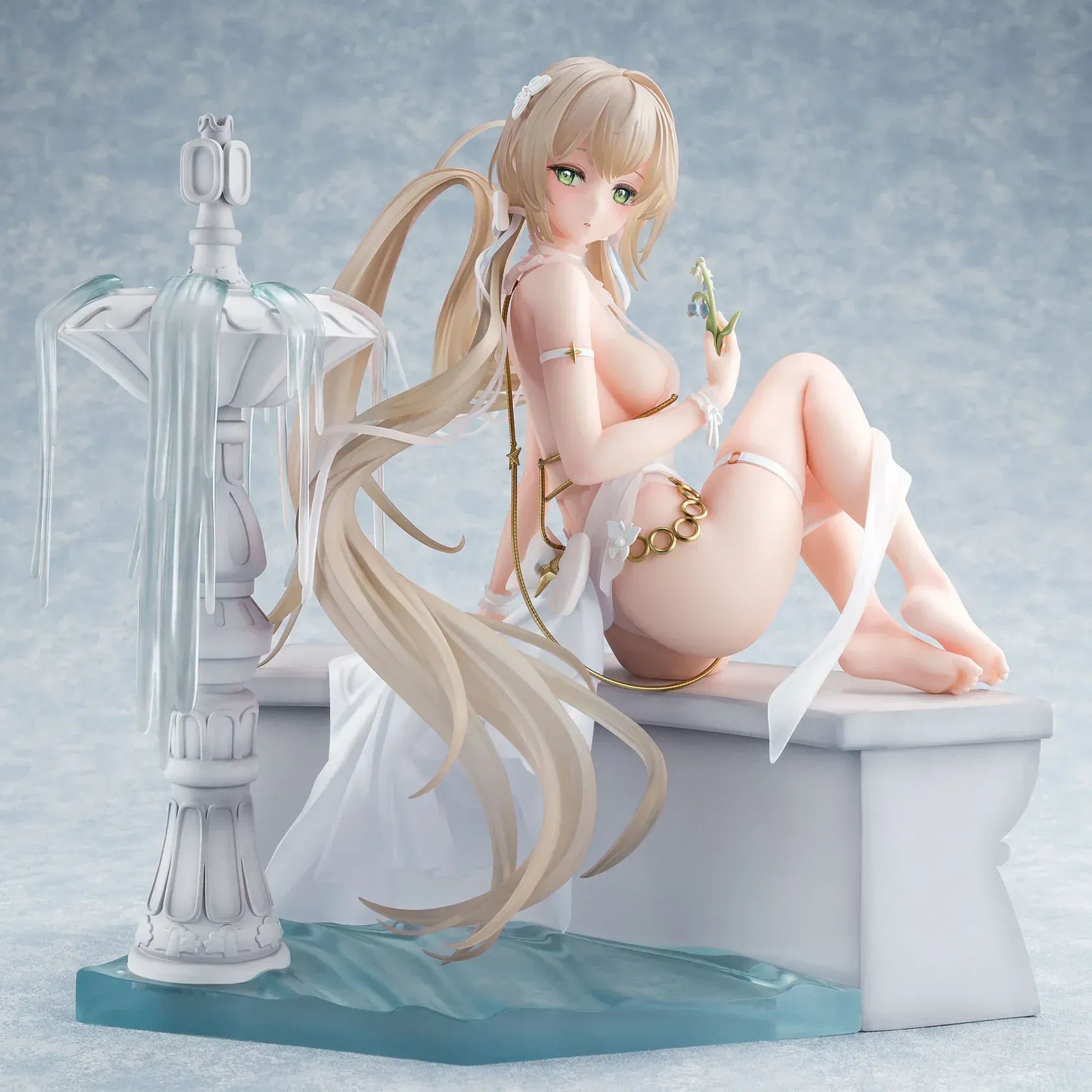 Houkiboshi Illustration Momoko 1/6 scale figure seated under crescent moon with flowing hair and gold accessories.