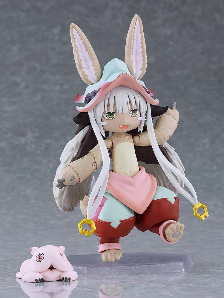 Made in Abyss The Golden City of the Scorching Sun figma Nanachi articulated figure with Meinya accessory