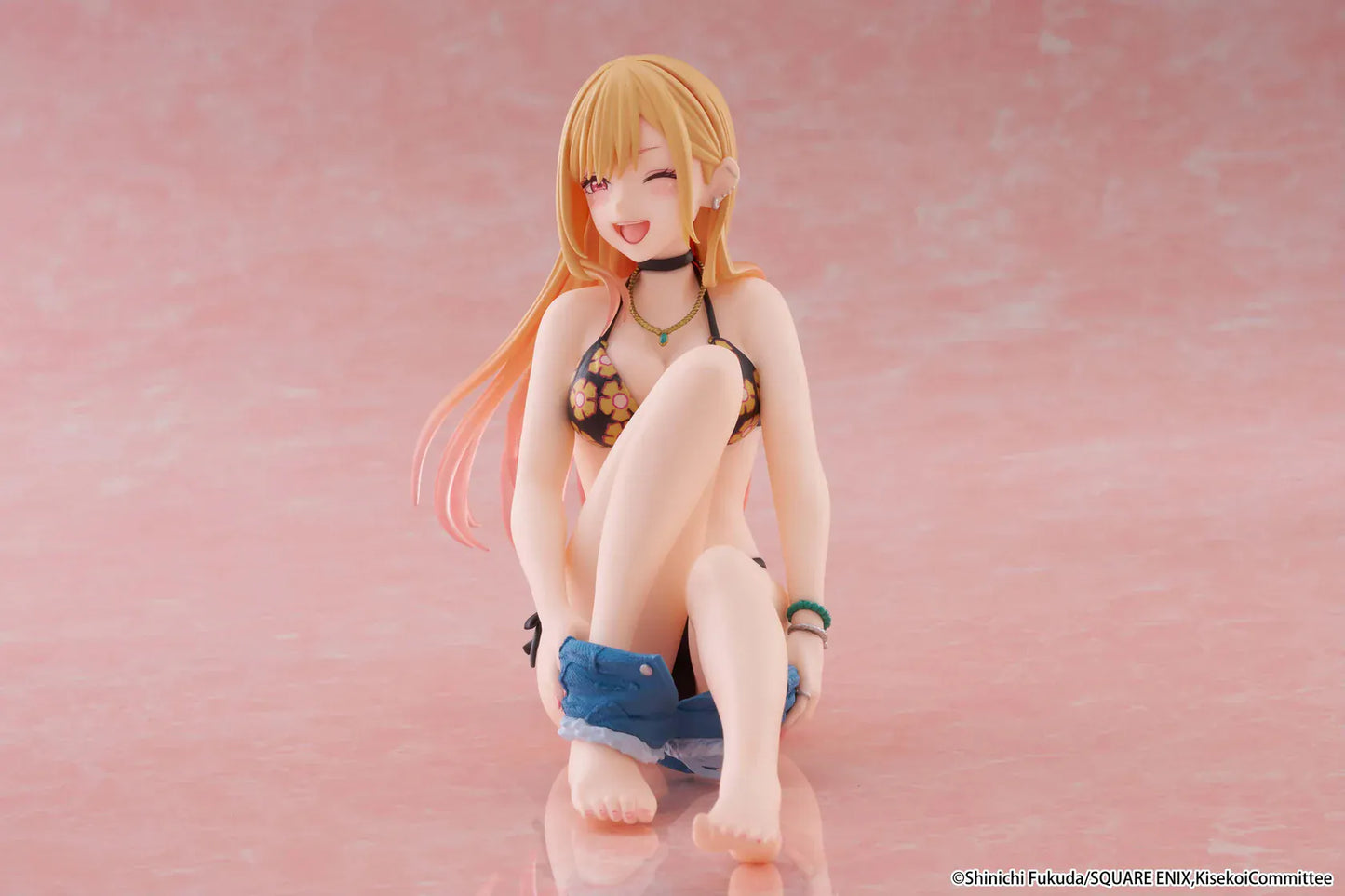 My Dress-Up Darling Desktop Cute Marin Kitagawa Measured Swimsuit Ver. Figure Reissue seated with blonde pink gradient hair
