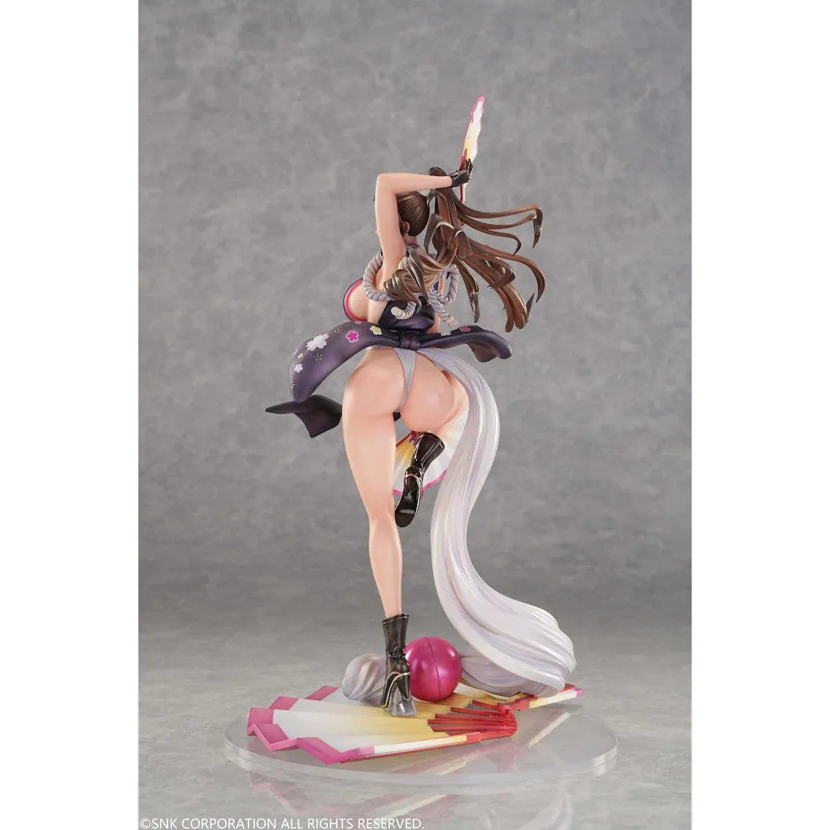 The King of Fighters x MA-Man Mai Shiranui 1/6 scale figure holding two folding fans in a dynamic pose on a fan-shaped base.