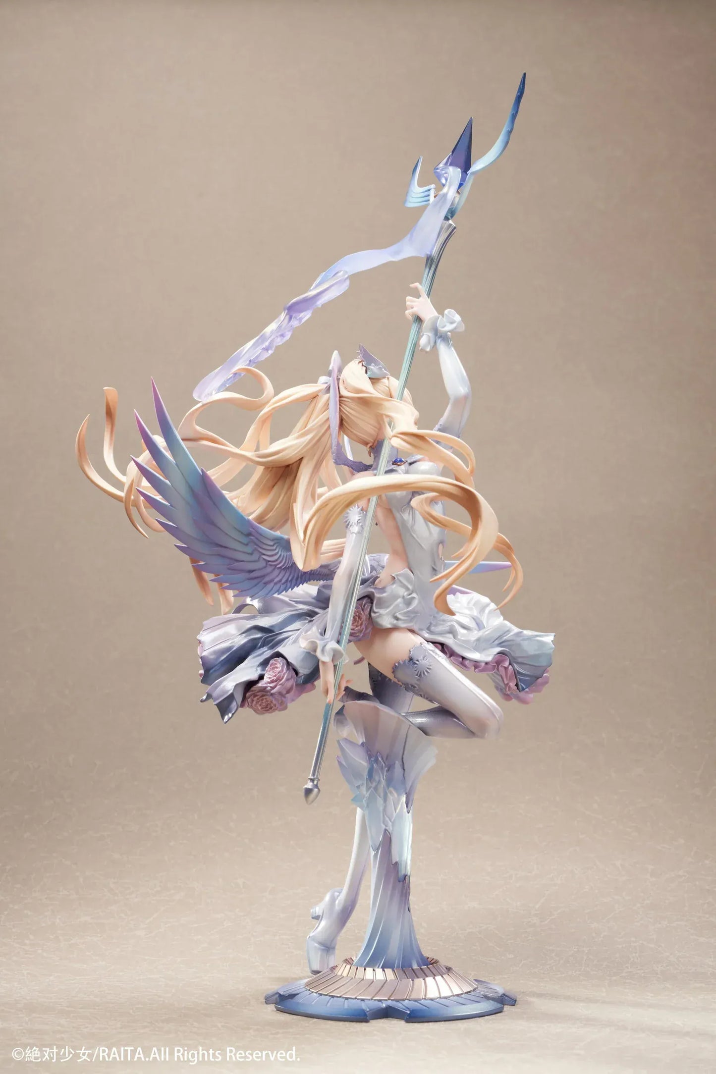 Zettai Junpaku Mahou Shoujo Kotone Sasaki 1/7 scale figure holding staff with flowing hair and magical effects