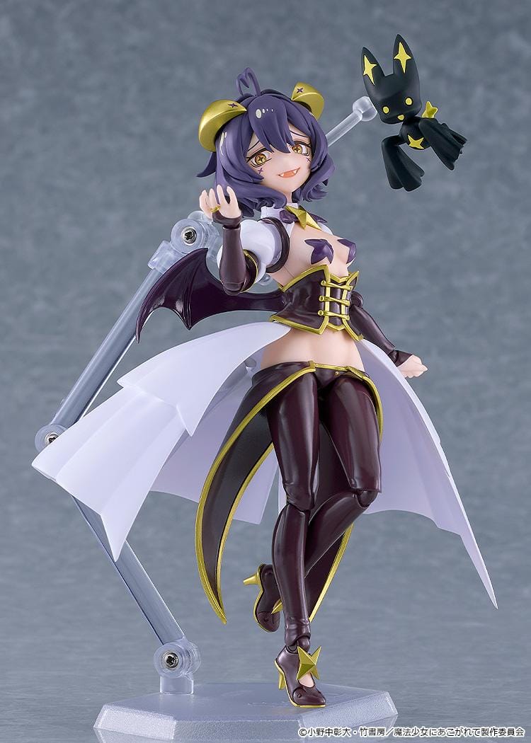 Gushing over Magical Girls figma Magia Baiser articulated figure with Venalita companion and magical staff