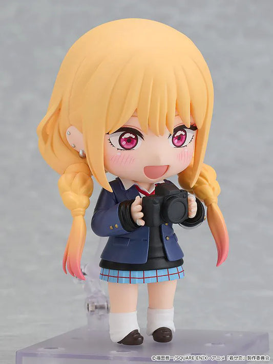 My Dress-Up Darling Season 2 Nendoroid Marin Kitagawa Winter Uniform Version figure with scarf and school uniform