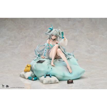 Girls' Frontline 2 Exilium Florence Marvellous Herb Cake Ver. 1/7 Scale Figure seated on a cushion with mint hair, phone accessory, pillows, snacks, and game controller details