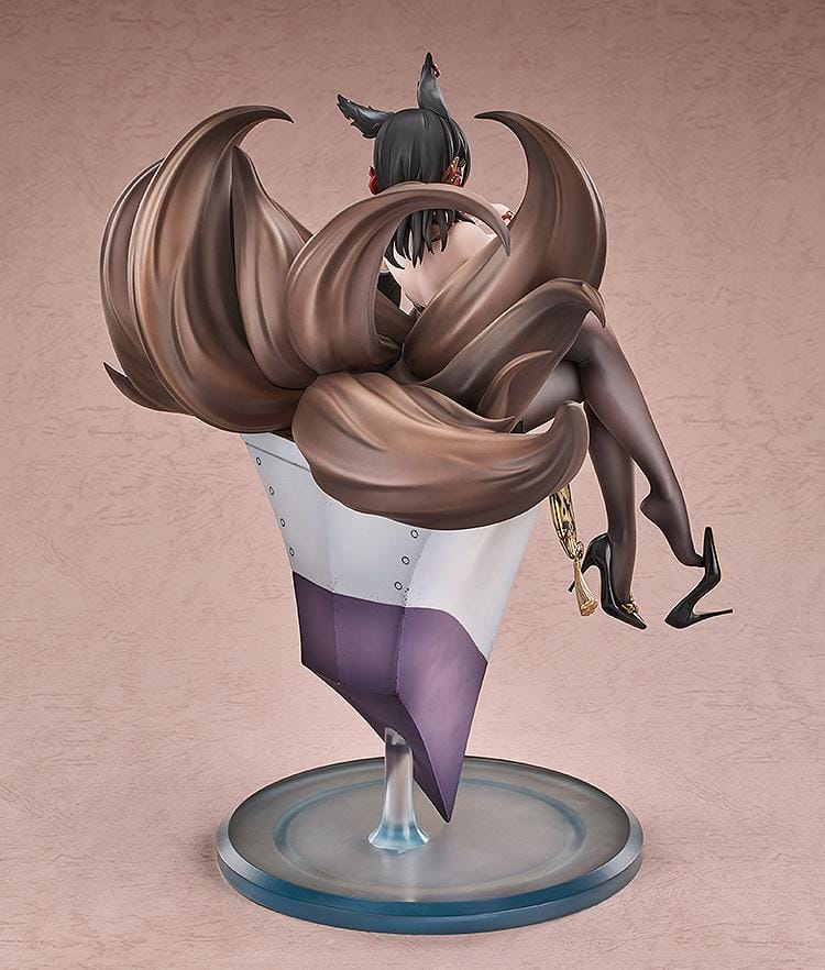 Azur Lane Oumi 1/7 scale figure seated cross-legged on an angular pedestal, with sweeping brown tails and a black outfit decorated with gold flowers.