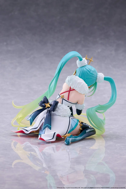 Racing Miku 2018 Ver. Round 8 figure seated in a white, black, and turquoise racing outfit with long gradient twin tails.