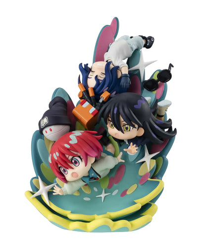 Mobile Suit Gundam GQuuuuuuX FigUnity figure with colorful chibi characters and bonus gift