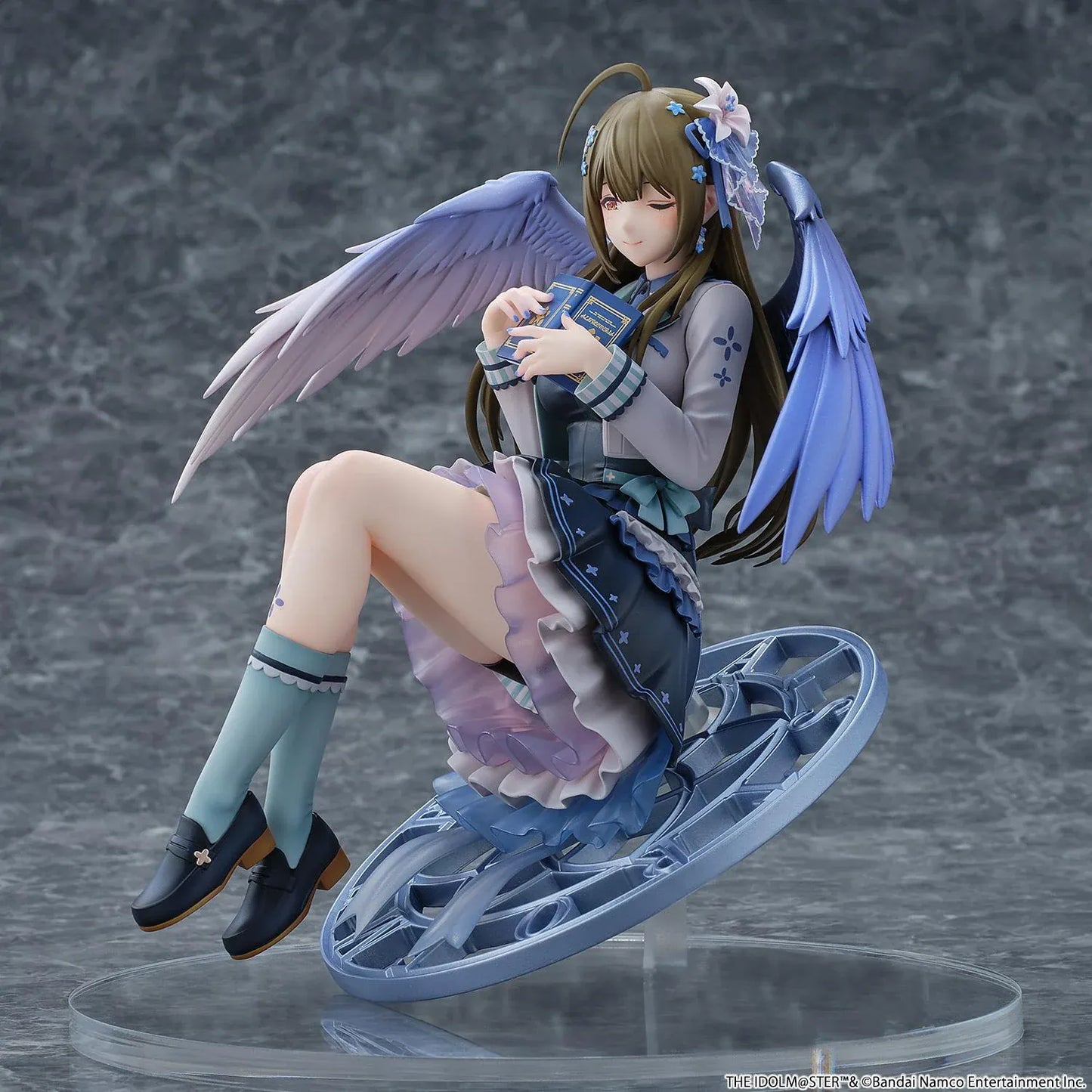 Chiyuki Kuwayama Gardienne White Pearl 1/6 scale figure with wings and elegant seated pose