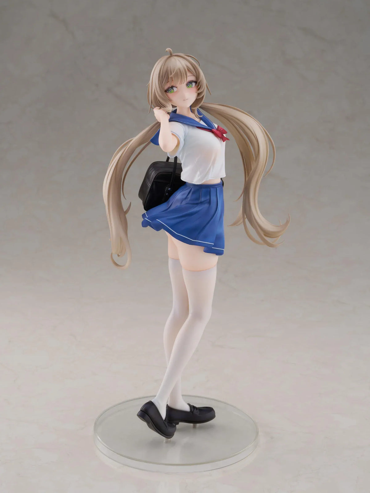 Sakura Momoko Uniform Ver. 1/6 scale figure with long light brown hair, green eyes, a blue-and-white sailor uniform, and a black school bag.
